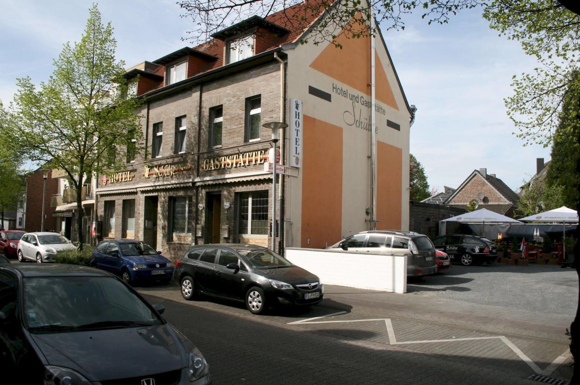 Hotel Schütze Superior Hürth Esterno foto
