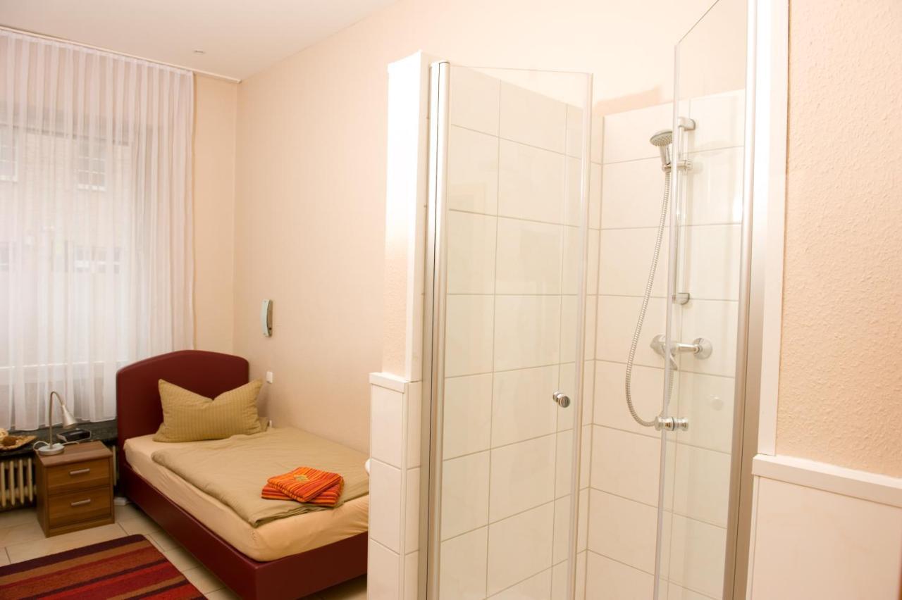 Hotel Schütze Superior Hürth Esterno foto